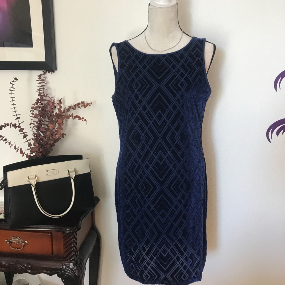 WHITE House BLCK Market 💙dress NWOT